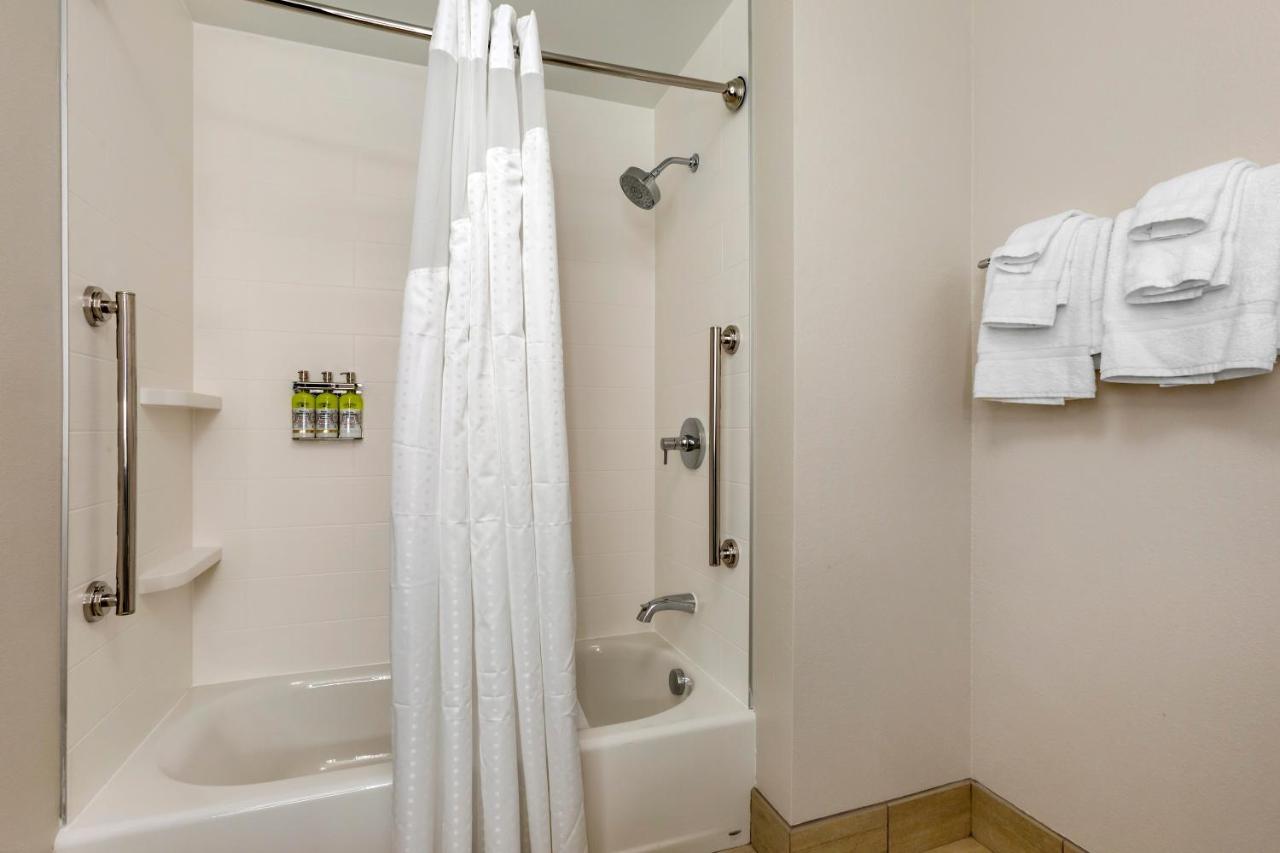 Holiday Inn Express & Suites - Phoenix Dwtn - State Capitol By Ihg Exterior foto