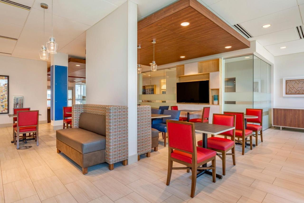 Holiday Inn Express & Suites - Phoenix Dwtn - State Capitol By Ihg Exterior foto
